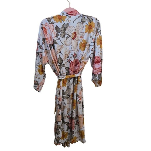 Day Of Blossom Stunning Floral Lightweight Robe Size M/L - Picture 3 of 11